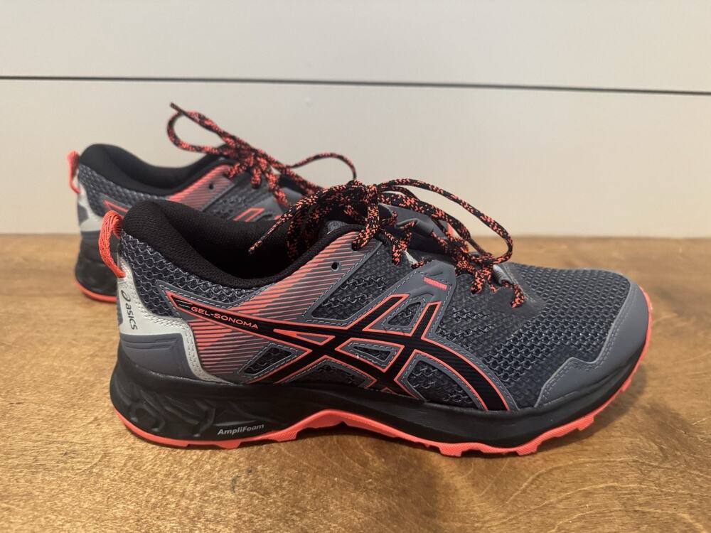 Women’s ASICS Size 9.5 Gel-Sonoma Amplifoam Shoes